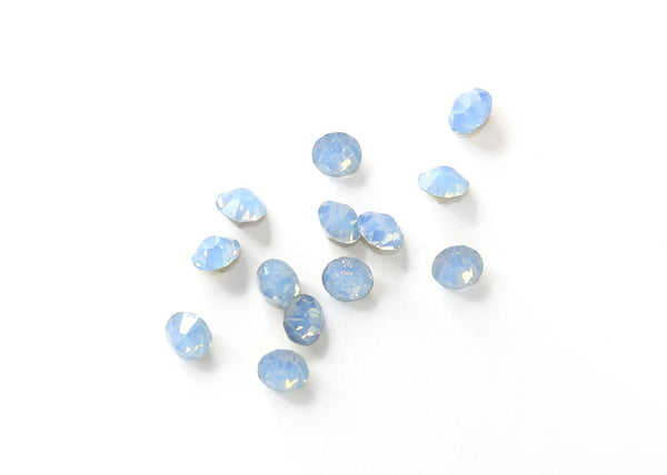 Chaton pointed back 8mm